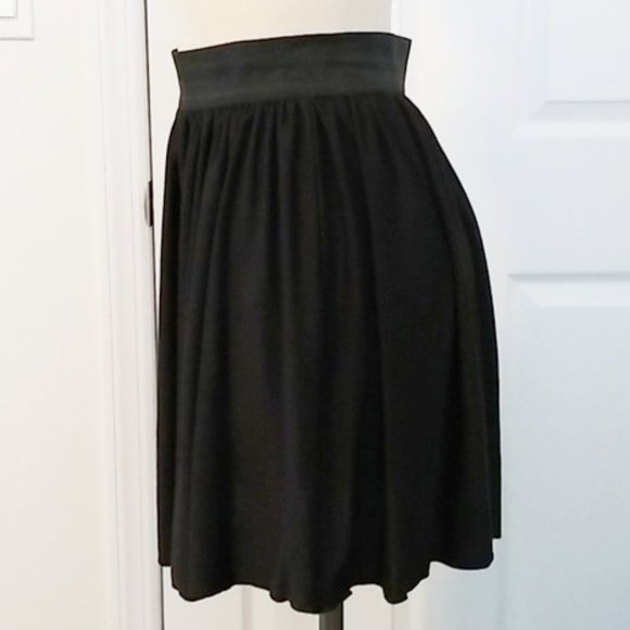Fleurish Clothing Flowing Mini Skirt - Picture 3 of 6